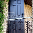 Приобрел дверь для коттеджа