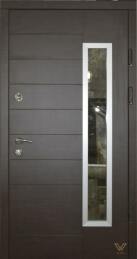 Одностворчатая входная дверь со стеклянной вставкой в загородный дом ДВ-560